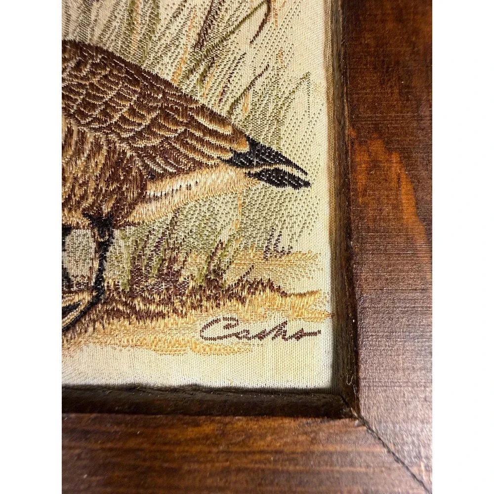 Vintage J.J. Cash Embroidered Goose Wood Keepsake Box‎